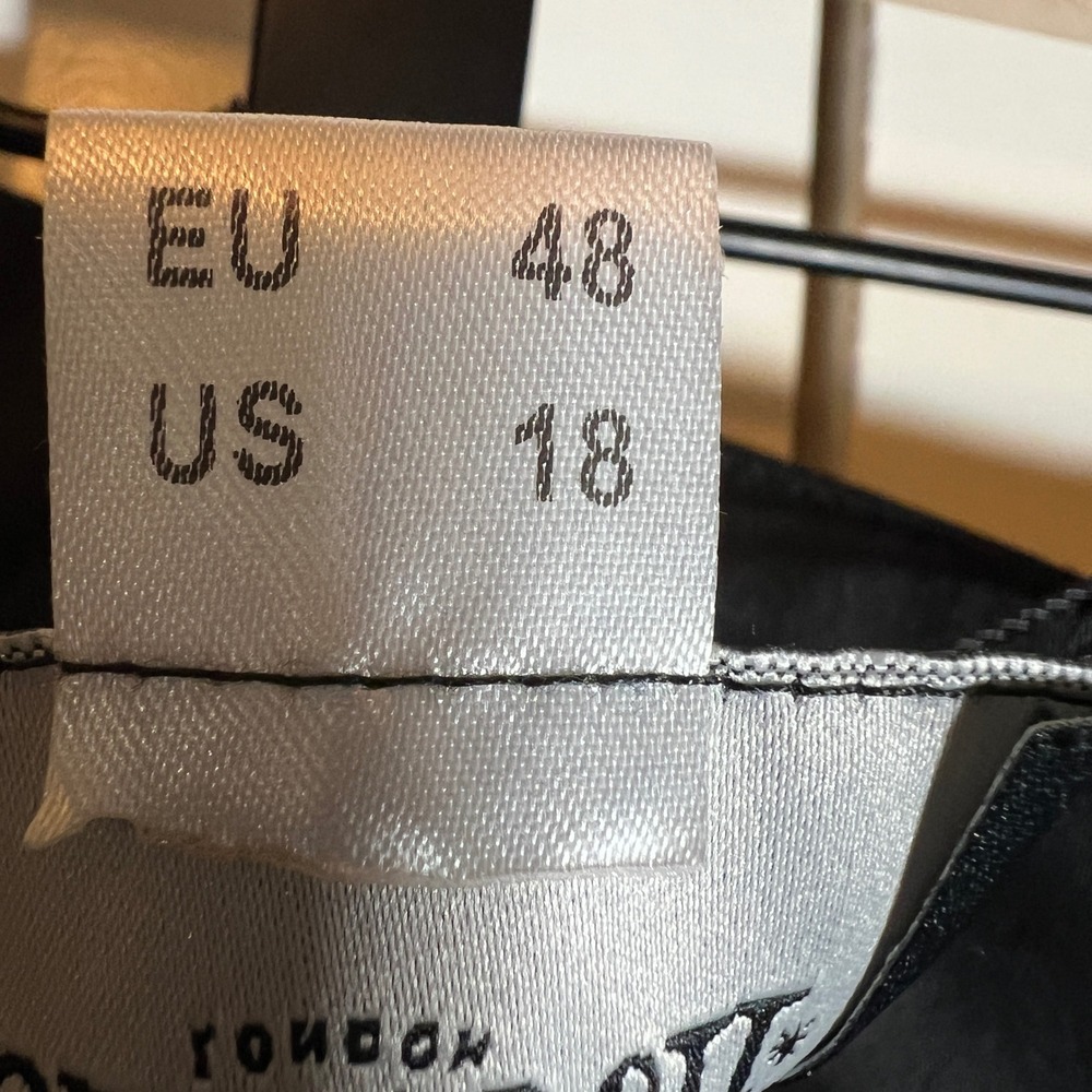 Collectif London Eugenia Capri Pants in Black, Women's Size 4XL US 18/UK 22, NWT - Picture 4 of 13